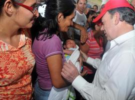 "Se acabó el cuarto de hora de los corruptos ¡y comienza el cuarto de hora de Colombia!’ 
