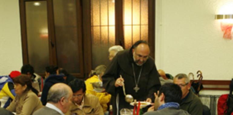 Monseñor Sanz donará su paga extraordinaria e invita a los sacerdotes a hacer lo mismo