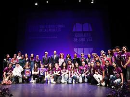 Asturias impulsa una educación pionera contra el machismo: "Construyamos juntos la puerta violeta hacia la igualdad real"