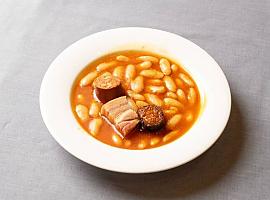 Asturias se alza con el trono mundial del sabor: Casa Morán, de un pueblo de 200 habitantes, cocina la mejor fabada del mundo