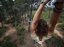 ¡Vive la aventura más salvaje del Puente de Mayo en Cercedilla! Tirolinas, adrenalina y diversión sin límites
