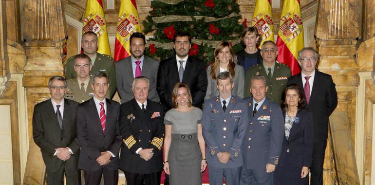 Chacón: "Mi mayor premio ha sido estar al frente de las Fuerzas Armadas españolas"