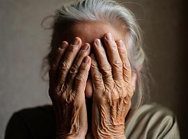 Una empleada de residencia en Mieres humilla y agrede brutalmente a una anciana de 95 años: piden 2 años de prisión y una indemnización