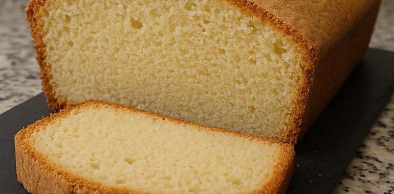 Recetas de una abuela asturiana: Mantecado de Avilés (un bizcochu d’esos con corteza crujiente y corazón tiernu)