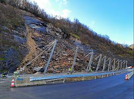 Comienzan las obras de restauración del talud en la autopista AP-66 en Asturias