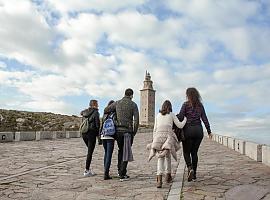 Descubre La Coruña con los cinco sentidos: tour gastronómico, paseo por el casco histórico y visita a la Torre de Hércules