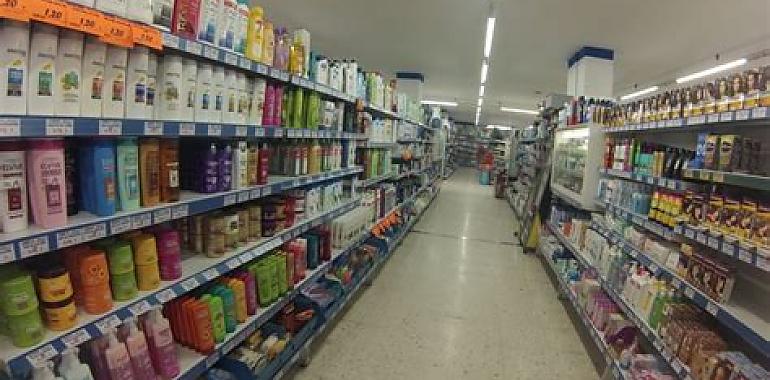 Tarde de pánico en Navia: un apuñalamiento brutal sacude la calma de un supermercado