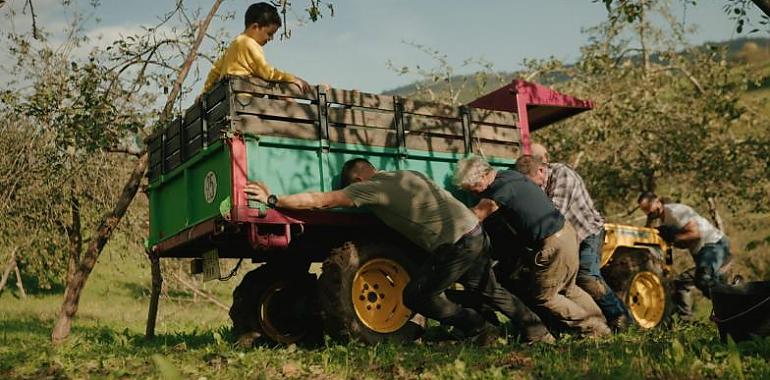 El Centro Niemeyer se suma al primer Día Mundial de la Sidra con un documental sobre la saga de un llagar asturiano