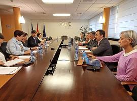 El Gobierno asturiano abre diálogo con el comercio para redefinir su hoja de ruta y anuncia el primer borrador de las nuevas directrices sectoriales