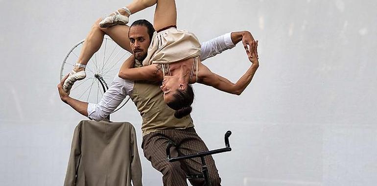 Oviedo se convierte en escenario: acrobacias a 12 metros de altura, teatro inmersivo y un circo de pulgas para abrir el verano con el Festival CAFCA*