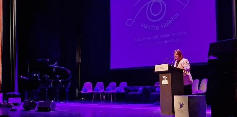 Gimena Llamedo en los premios Miradas Violetas: “O se es feminista o se es machista. La igualdad no admite tibiezas”