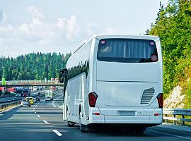 Transporte veraniego: nuevas rutas de autobús a playas y naturaleza