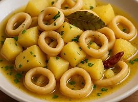 Recetas de una abuela asturiana: Calamares al ajillo con patatines (ye más prestosu que un baile agarráu nel prau de la fiesta)