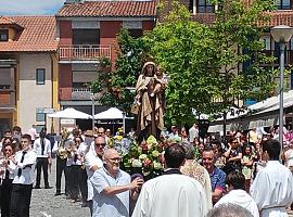 La Pola honra con fervor a la Virgen del Carmen en la antesala del Carmín