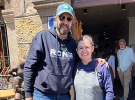Juan Luis Guerra en Casa Eutimio: la emoción de una visita inesperada que honra la tradición de Lastres