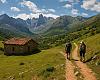 Rutas para comérselo todo: cinco caminos de Asturias donde el paisaje y la gastronomía se dan la mano