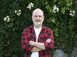 El riosellano Milio Ureta gana el Premio ‘Pachín de Melás’ de teatro en asturiano con una obra sobre identidad e inmigración
