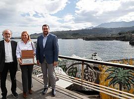 Barbón ensalza a Trevín en Llanes: "Su memoria sobrevivirá a todas las mareas"
