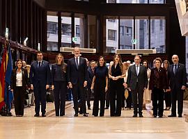 La Familia Real inaugura con música una edición histórica de los Premios Princesa de Asturias