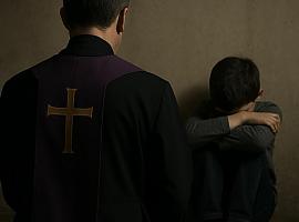 La Iglesia aparta a un jesuita asturiano con cargo en la Conferencia Episcopal tras una denuncia por abusos a un menor