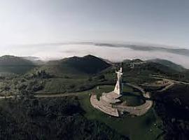 Una mujer denuncia agresión sexual en el Naranco: detenido un hombre de 30 años tras la alerta de un testigo