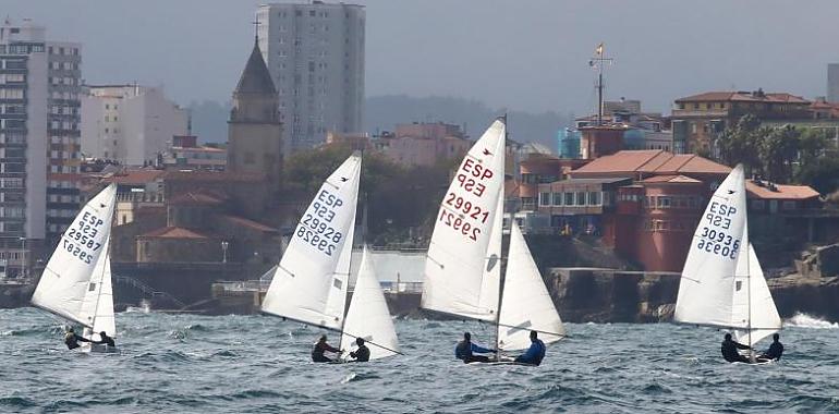 Gijón corona a los campeones del Trofeo de Otoño: emoción, estrategia y títulos muy disputados en las aguas del RCAR