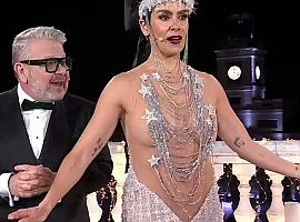 Cristina Pedroche vuelve a hacerlo: el vestido imposible que dejó sin palabras las Campanadas de 2025