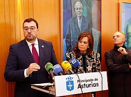 Barbón rescata el espíritu combativo de Areces y lanza un aviso a la Asturias de hoy: “Rendirse no es una opción”