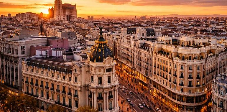 Escápate a Madrid dos noches desde Oviedo por 340€ (para dos personas)
