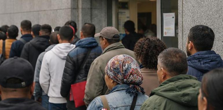 Papeles para 500.000 personas y una España dividida: Asturias ve oportunidad donde otros ven conflicto