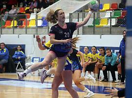 El Lobas Global Atac Oviedo arrasa al Carballal (35-20) y consolida su asalto al liderato