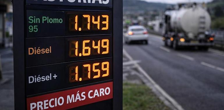 ¿Por qué Asturias paga la gasolina más cara de España? Un sobrecoste sin explicación que drena millones