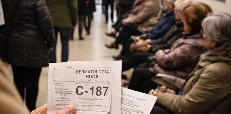 Cuando un servicio se rompe por dentro, lo pagan 12.000 pacientes: dermatología del HUCA colapsa y dispara la espera a nueve meses