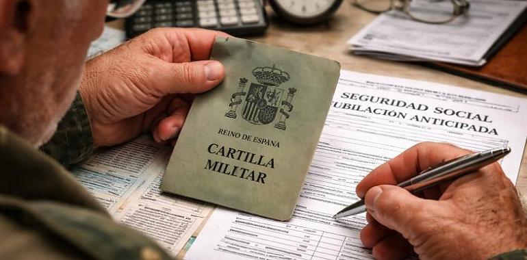 La mili vuelve para salvar jubilaciones: el “truco legal” que puede adelantar tu retiro y que miles de españoles aún no están usando