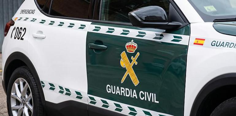 Dos muertos por arma de fuego en Lena: la Guardia Civil investiga un posible crimen machista en Columbiello