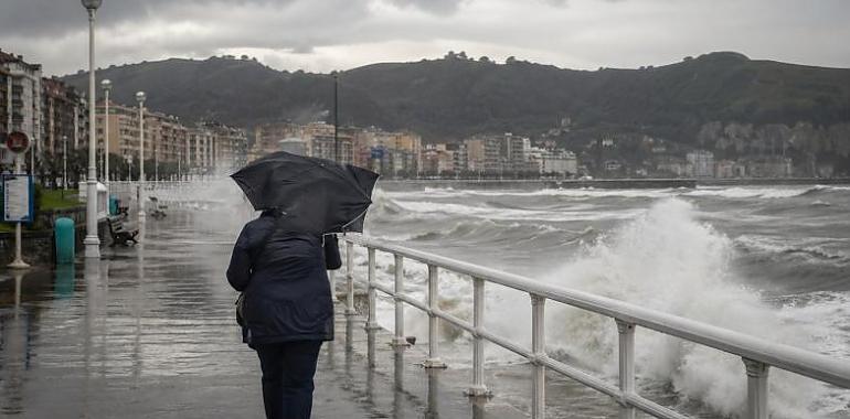 Asturias se prepara para un puente de mayo pasado por agua: tormentas intensas, granizo y un arranque de semana muy inestable