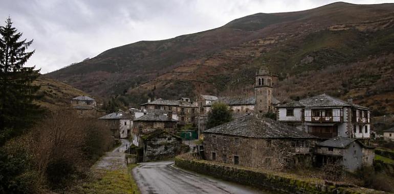 Asturias pierde el pulso en sus montañas: la gran fractura demográfica que amenaza con vaciar medio Principado