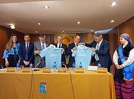 El Real Oviedo recibe la Manzana de Oro en Madrid en pleno año de su centenario: “No es solo un club, es parte del alma de Asturias”