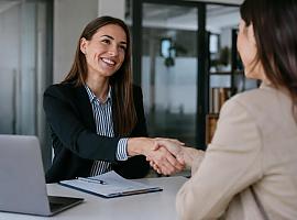 Avilés abre una línea de ayudas para que las empresas contraten a personas desempleadas del municipio