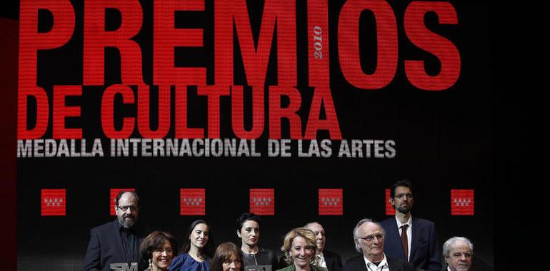 Saura, Luz Casal, Carmen Maura, Marsé, Canogar, Rafaela Carrasco...premios de Cultura