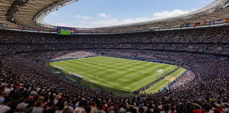 El Mundial ya ruge: Brasil se atasca, Catar resiste, Escocia vuelve ganando y España empieza a oler a estreno