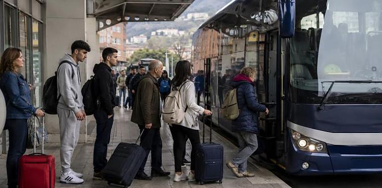 El autobús asturiano se prepara para plantar cara al AVE: billetes más baratos, nuevas rutas y una concesión de 318 millones