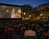 Oviedo enciende su cine de verano: 21 noches de películas al aire libre en barrios y pueblos del concejo