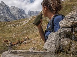 Picos de Europa pide no beber de sus fuentes ante la sequía y el riesgo de contaminación