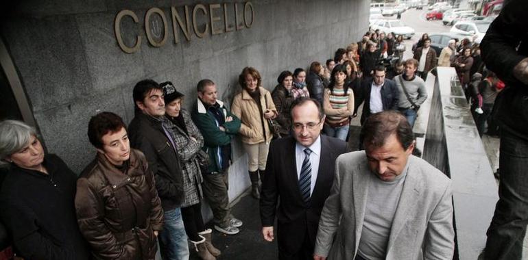 La Xunta apoya a empresarios y trabajadores de las conserveras de Cangas 