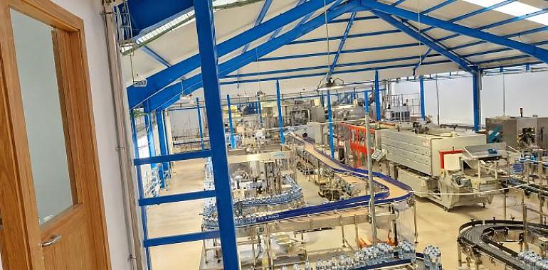 El agua de Ques volverá a las botellas: seis millones para resucitar una fábrica cerrada desde 2008