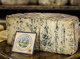 El queso más caro del mundo lanza un grito de auxilio: Cabrales teme por el futuro de su gran símbolo gastronómico