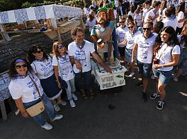 Candás pone ruedas a la sidra: 1.612 personas y 92 peñas toman la villa en un rally sin motores