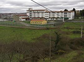 Cinco jóvenes se fugan de Sograndio tras una noche de extrema violencia que deja cinco vigilantes heridos
