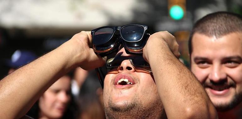 El eclipse impulsa el turismo en Asturias y dispara un 88,7 % el gasto de los visitantes extranjeros
